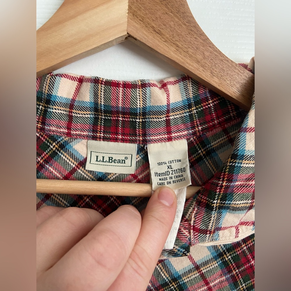 L.L. Bean Pintuck Red Scotch Flannel Nightgown - Picture 2 of 3